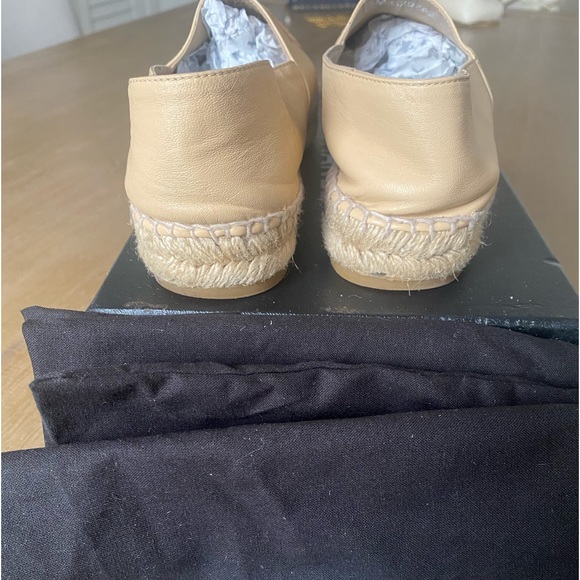 CHANEL
Interlocking CC Logo Leather Espadrilles - Picture 13 of 15